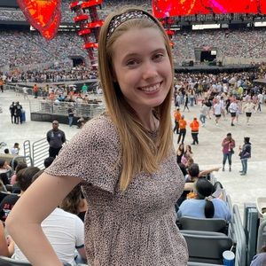 Meet your Posher, Katie